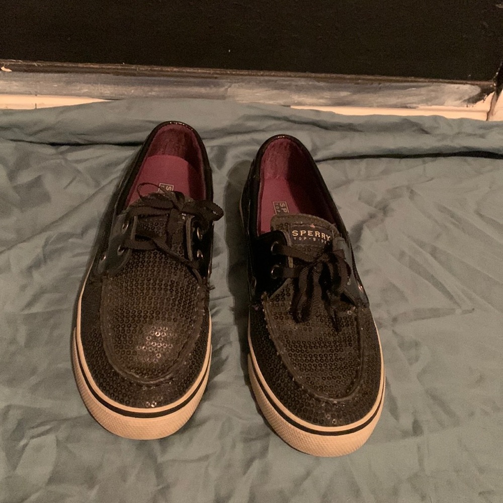 Sperry top slides